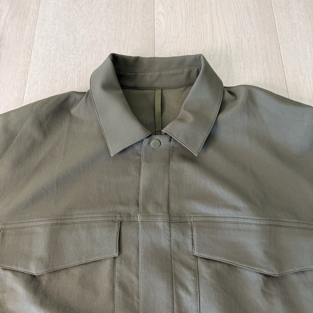 Lululemon Olive Cargo Pocket Utility Shirt Jacket Water-Repellent Men's Size XL